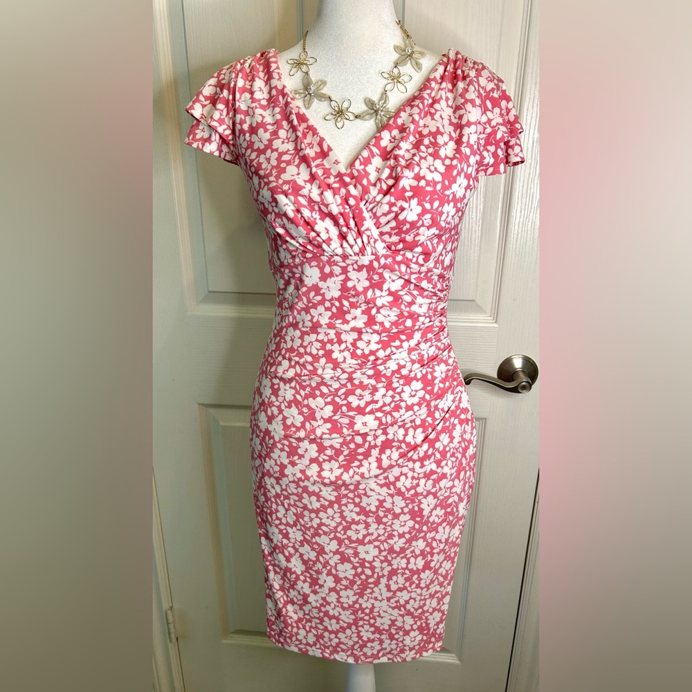 🌸”Lauren Ralph Lauren” Pink/White Floral Flutter Sleeve V-Neck BodyconMidi Dress